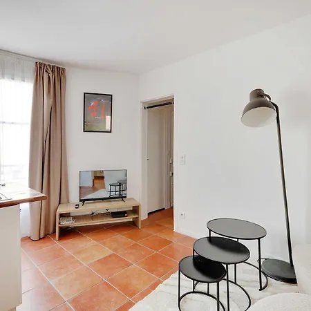 Apartment Charming 1br 2p - 4th