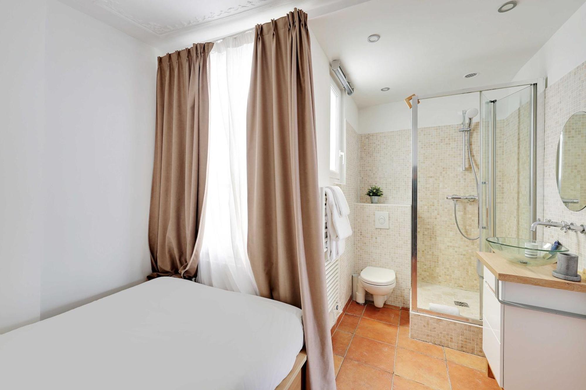 Charming 1br 2p - 4th